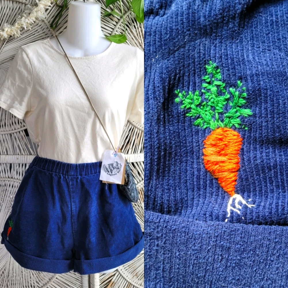 ♡Embroided Carrot Shorts♡